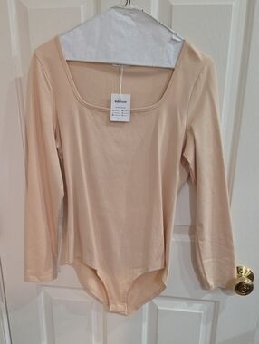 NWT BelleLovin Square Neck Long Sleeve Bodysuit - Nude / Beige (Size Large)